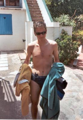 Cena xa celebrar la victoria contra arrabal y despedida de Smith